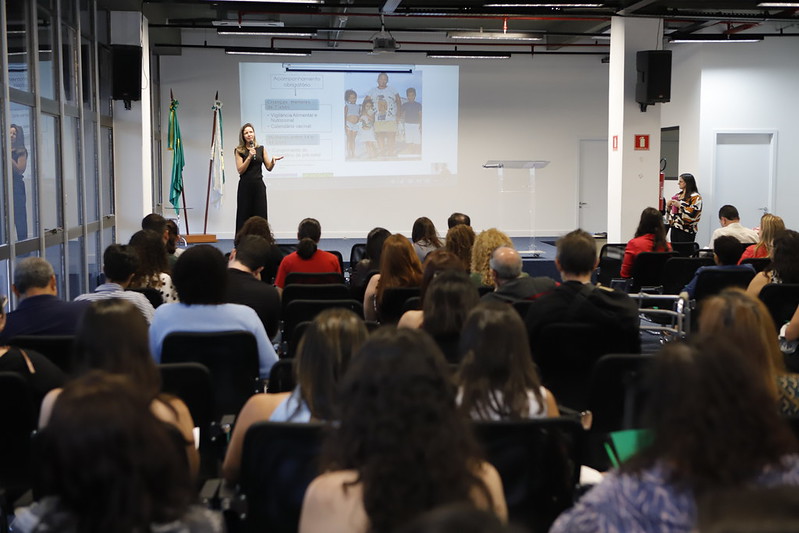 Capa da notícia: Bolsa Família: Saúde participa de encontro intersetorial de condicionalidades da Região Central