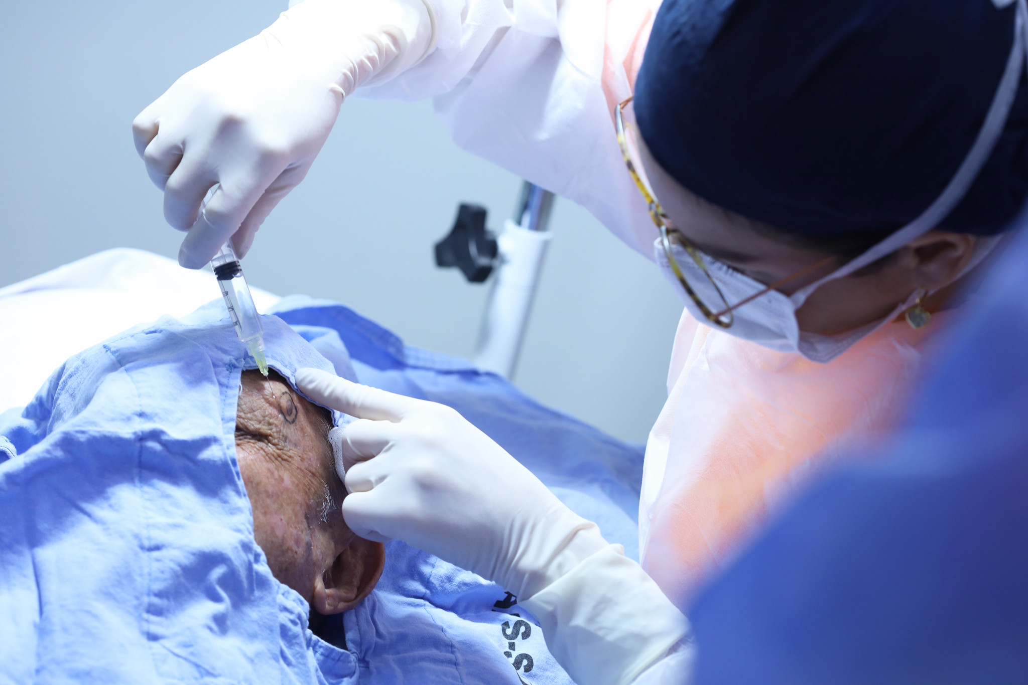 Capa da notícia: Hran realiza 600 atendimentos para identificar lesões suspeitas de câncer de pele