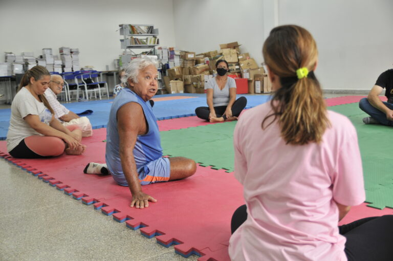 Yoga e Benefícios para a saúde,Terapia contra o Stress e Por que