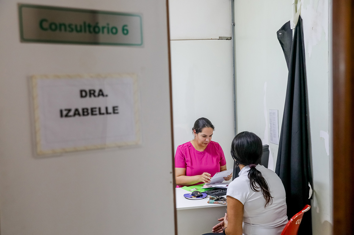 Desenho de MÉDICA VETERINÁRIA BY ANA LUIZA pintado e colorido por Usuário  não registrado o dia 26 de Dezembro do 2019