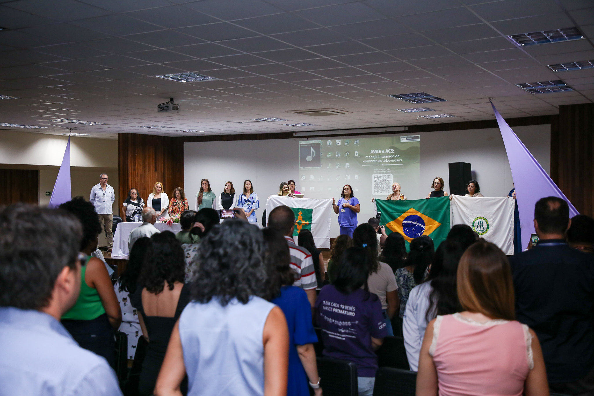 Capa da notícia: Hmib completa 58 anos com homenagens a servidores