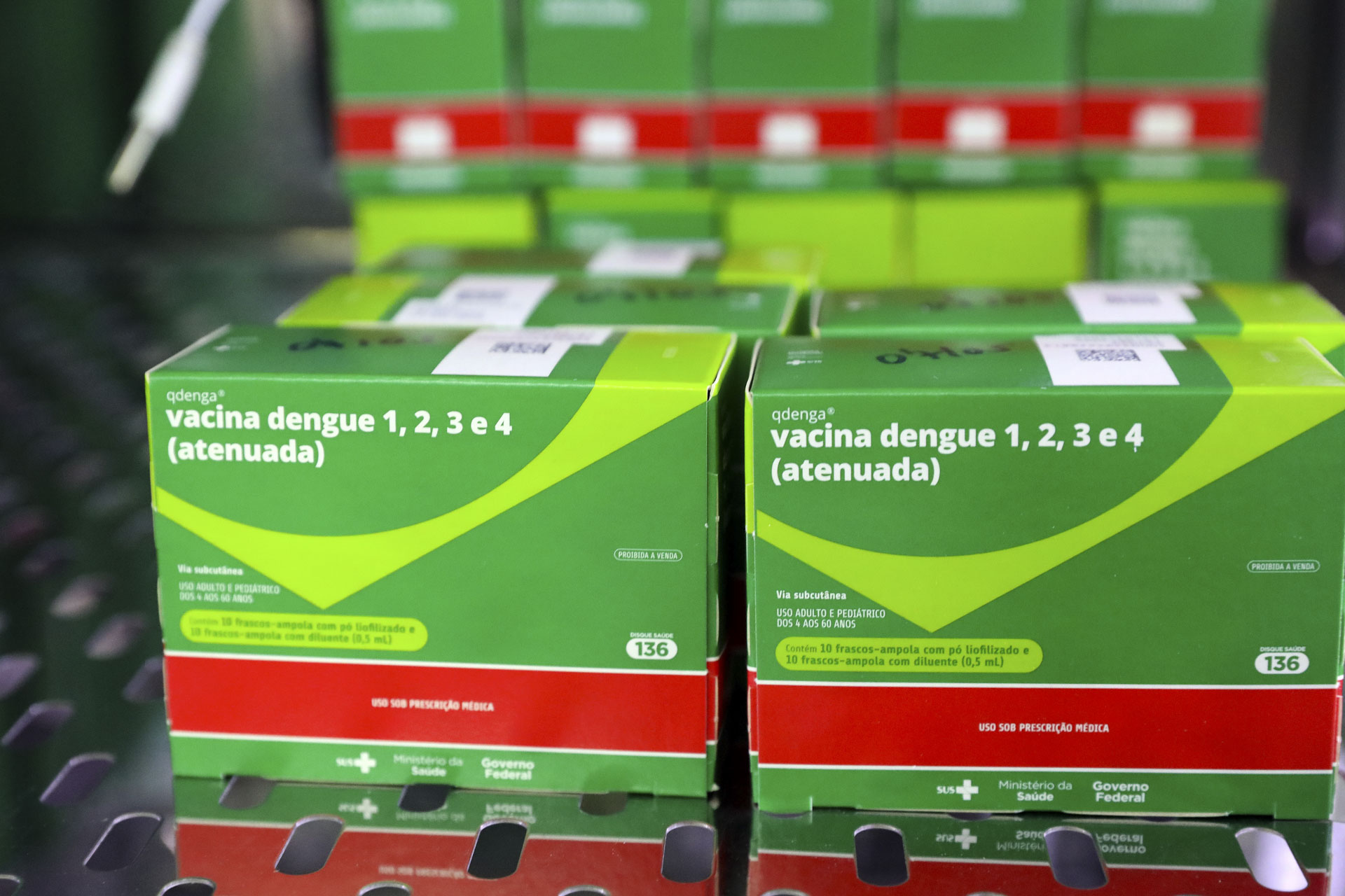Capa da notícia: Saúde alerta para baixa procura da vacina contra a dengue