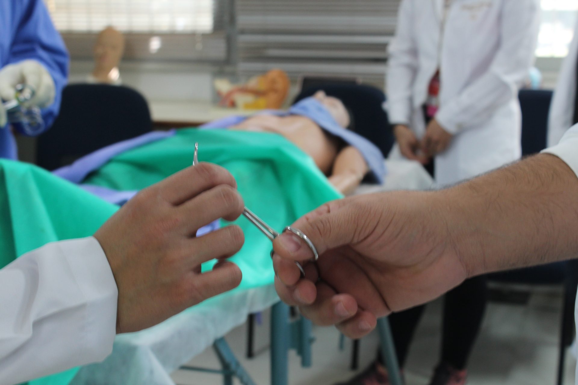 Capa da notícia: Divulgado edital para programas de residência médica de 2025