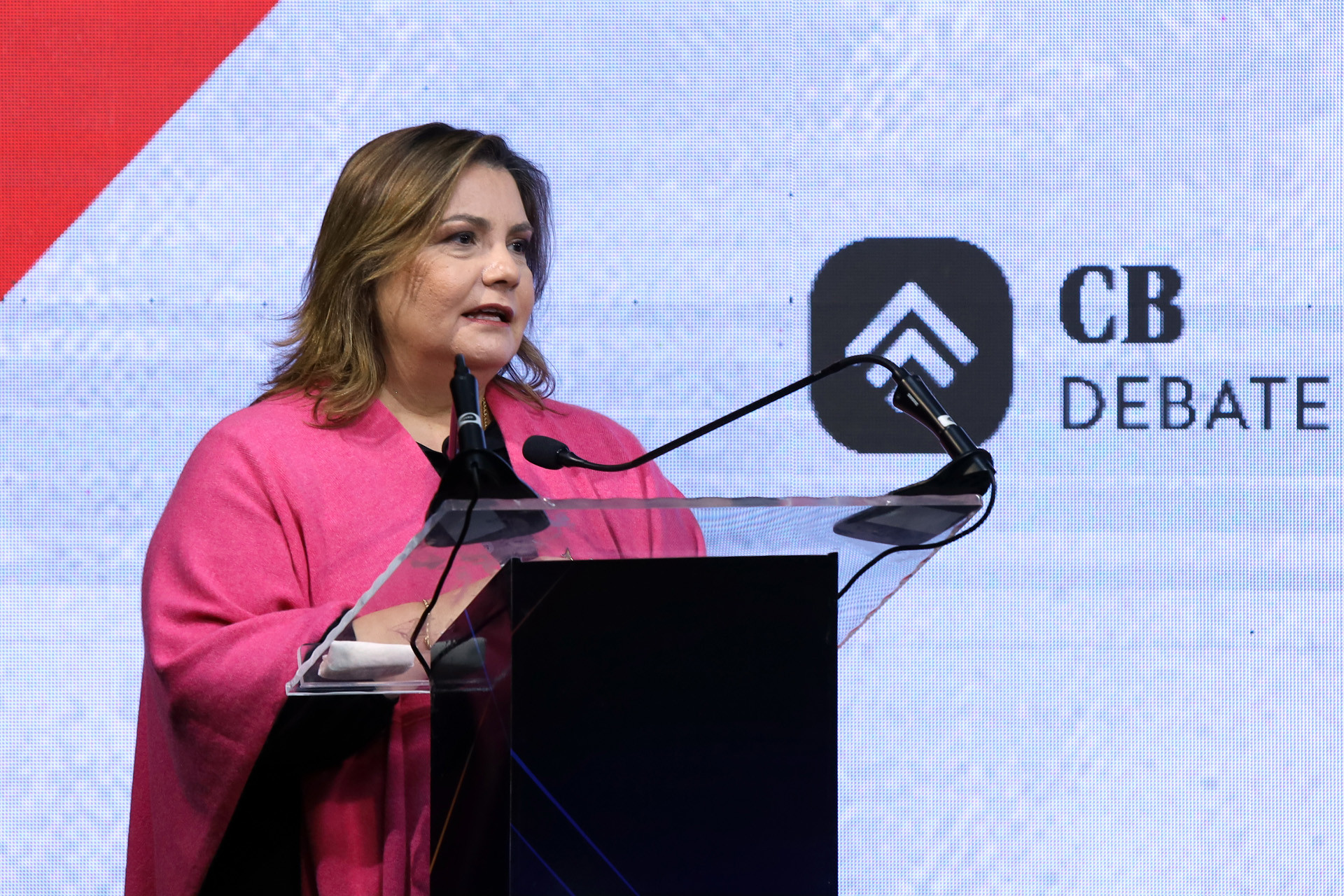 Capa da notícia: DF ganha reforço de drones para combater dengue