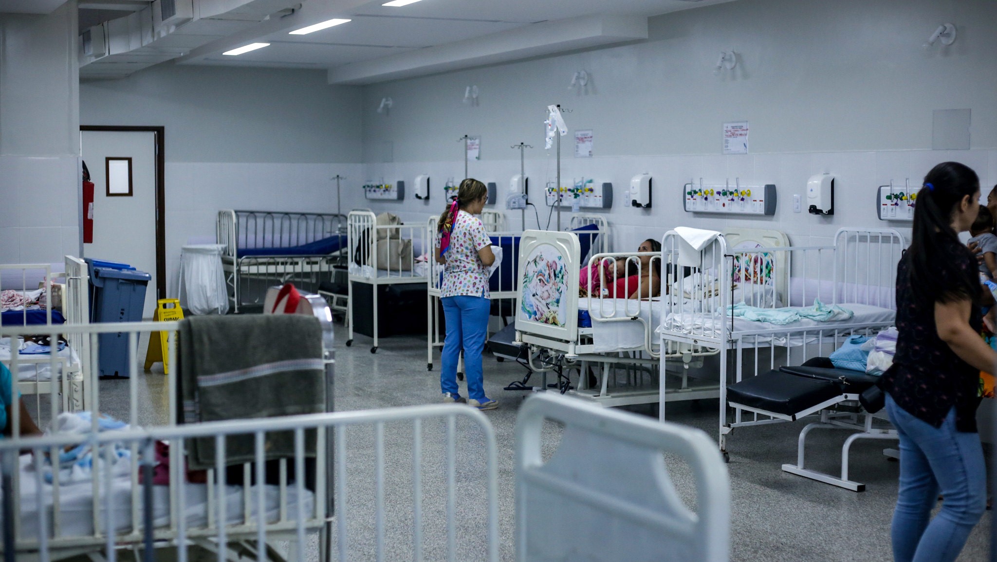 Capa da notícia: Saúde contrata serviços de pediatria para pronto-socorros de hospitais