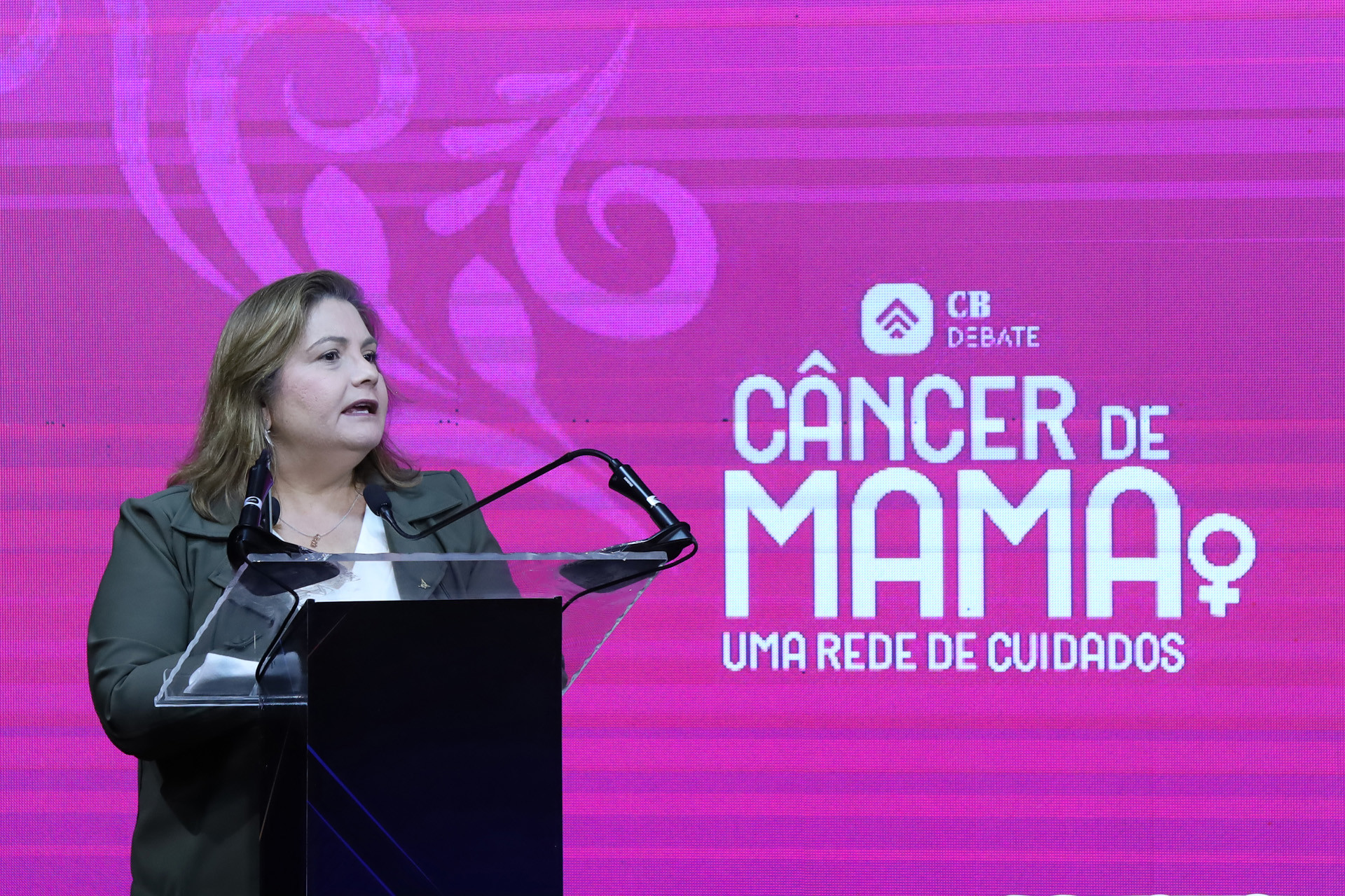 Capa da notícia: Secretária de Saúde destaca avanço no cuidado precoce do câncer de mama