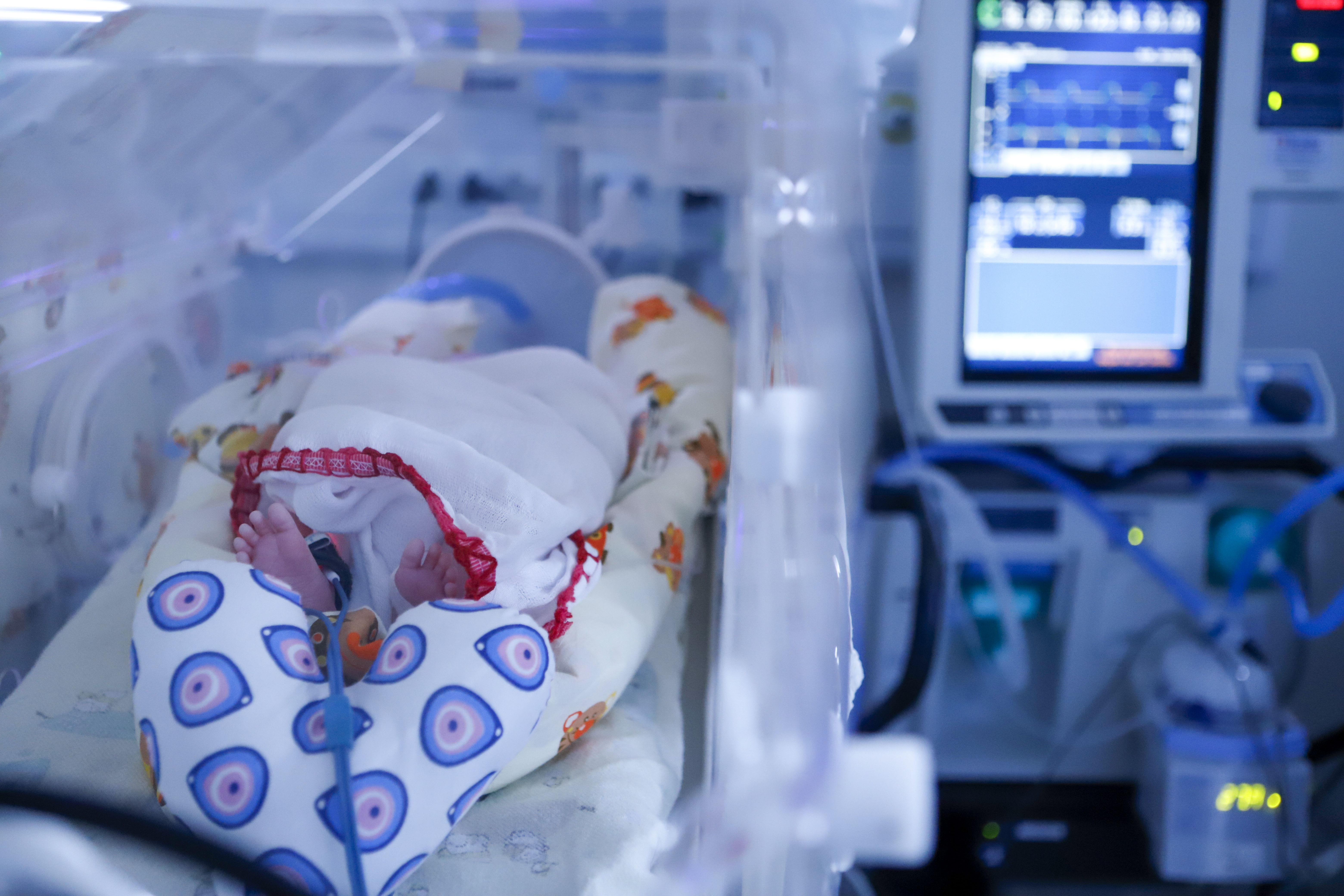 Capa da notícia: UTI neonatal do Hmib é reinaugurada após revitalização completa