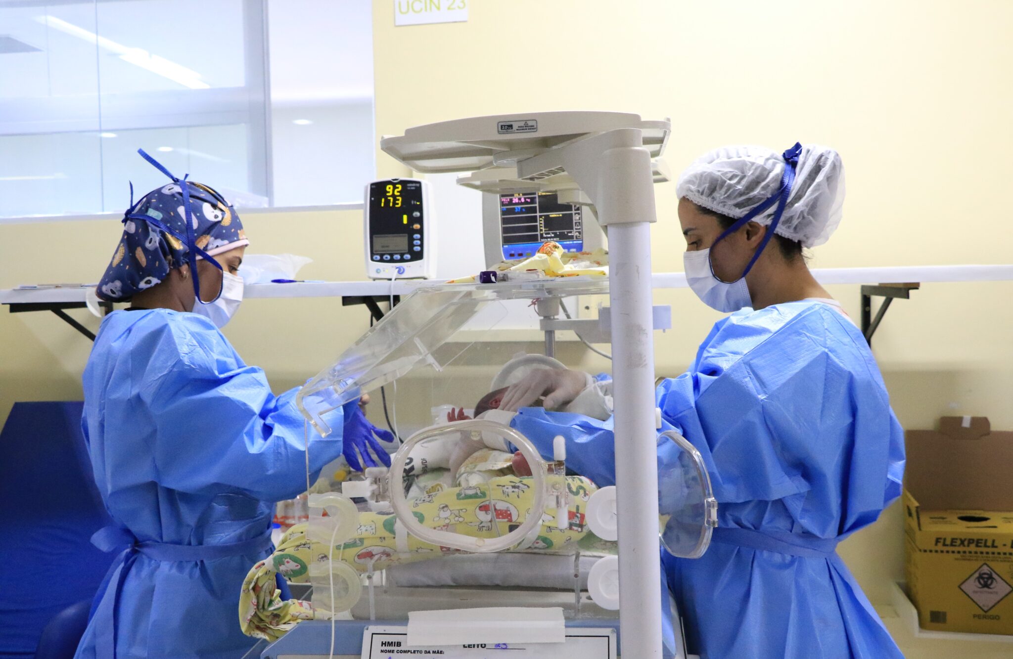 Capa da notícia: Reforço na pediatria: Saúde amplia atendimento em prontos-socorros com novos profissionais