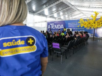 Capa da notícia: Saúde Mais Perto do Cidadão – A Tenda+ realizou mais de 31 mil atendimentos em passagem pela Estrutural