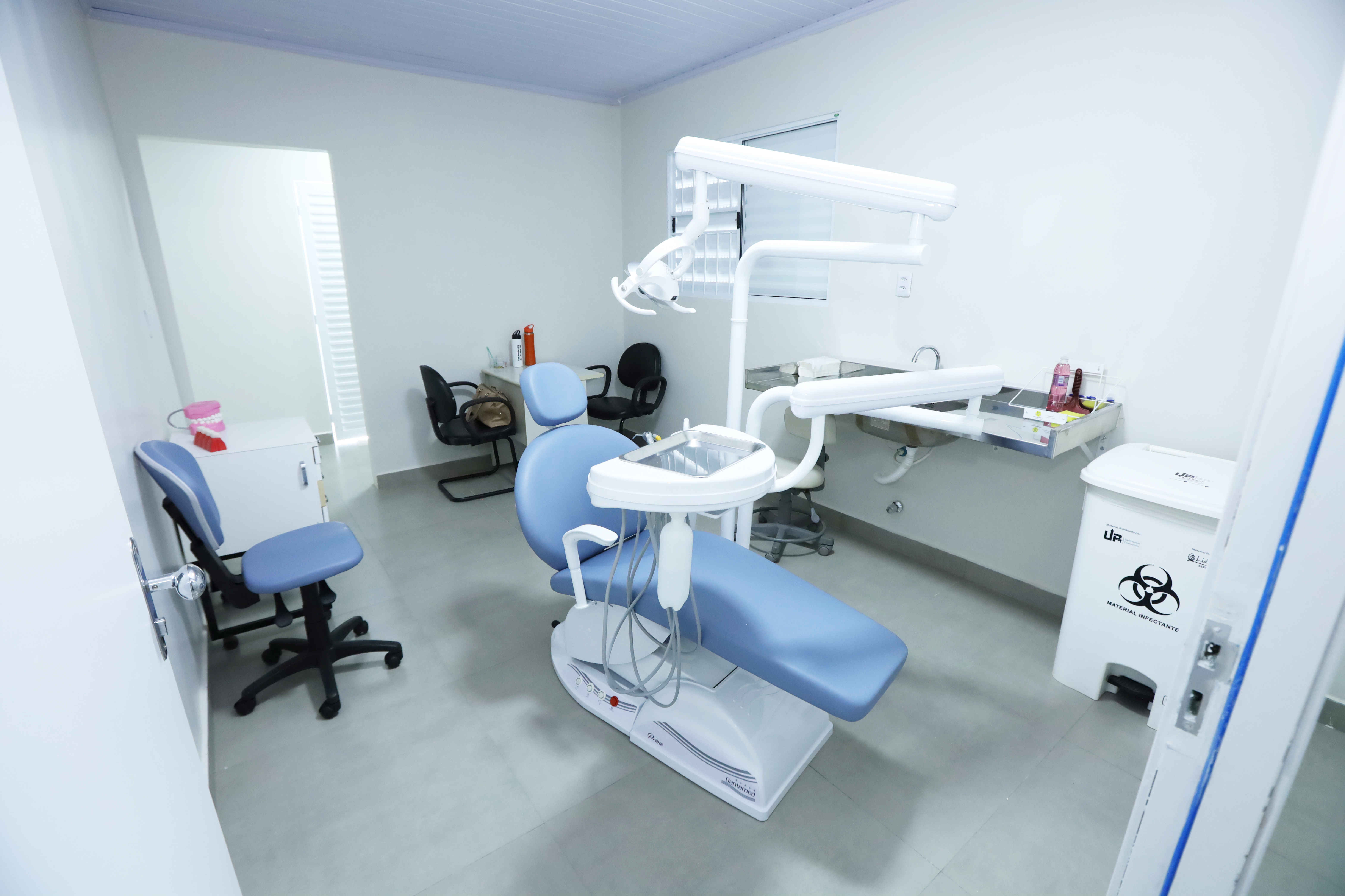 Capa da notícia: UBS 4 do Itapoã é revitalizada e passa a oferecer atendimento odontológico