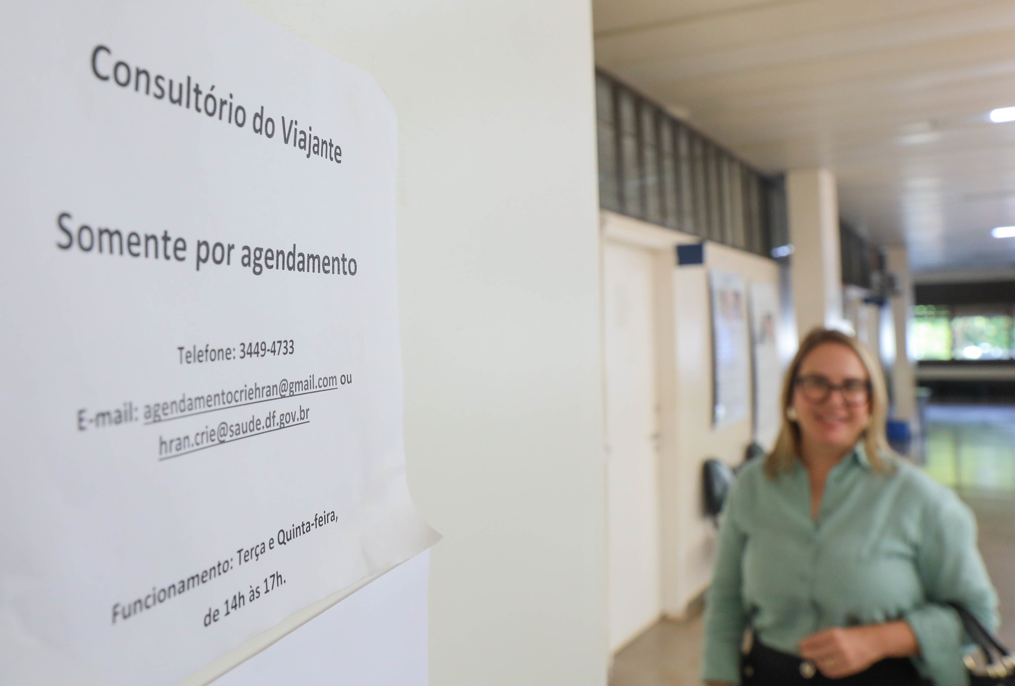 Capa da notícia: Ambulatório do Viajante no Hran orienta população do DF sobre vacinas e prevenção de doenças antes de viagens