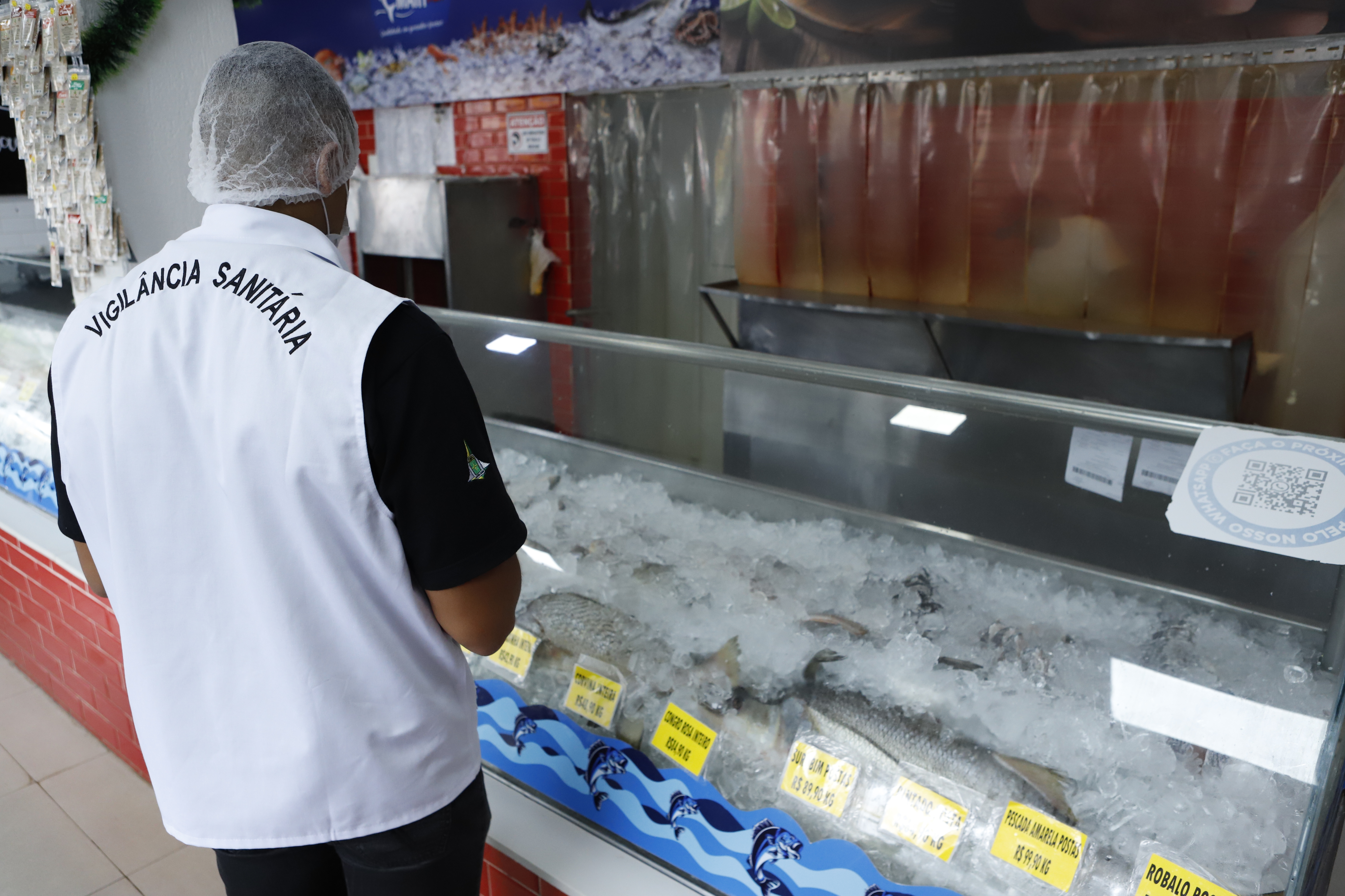 Capa da notícia: Vigilância Sanitária intensifica fiscalizações de pescados em operação para Semana Santa