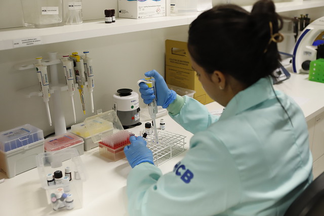 Capa da notícia: HCB celebra 13 anos e inaugura novo Biobanco e Unidade de Sequenciamento Genético
