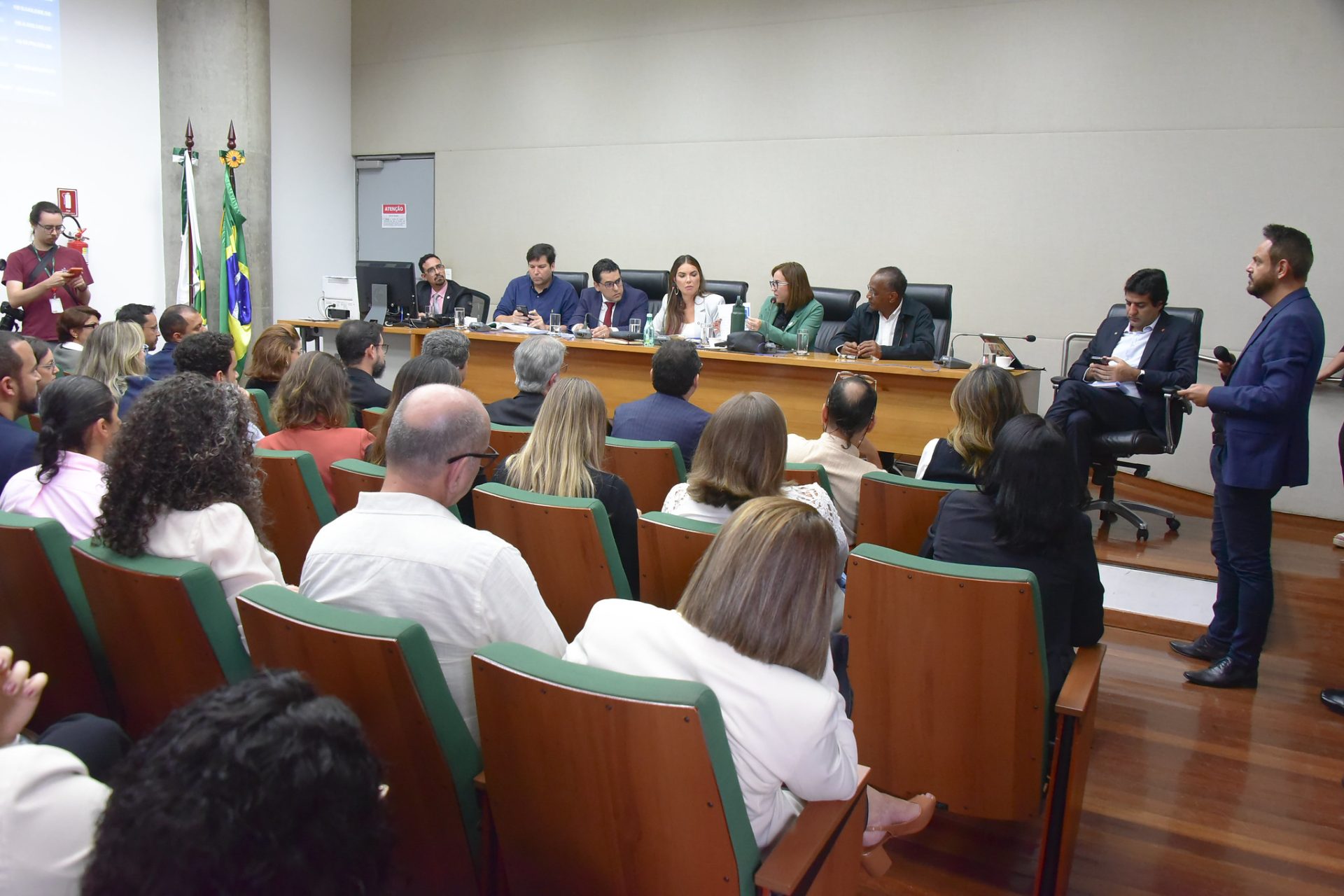 Capa da notícia: IgesDF apresenta resultados na CLDF e reafirma o compromisso com a transparência