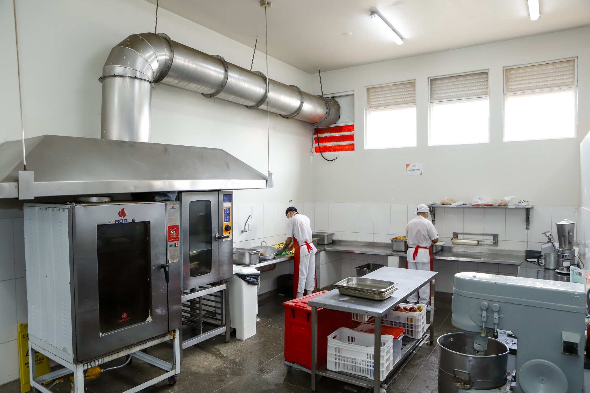Capa da notícia: Hospital Regional de Sobradinho está de cozinha nova