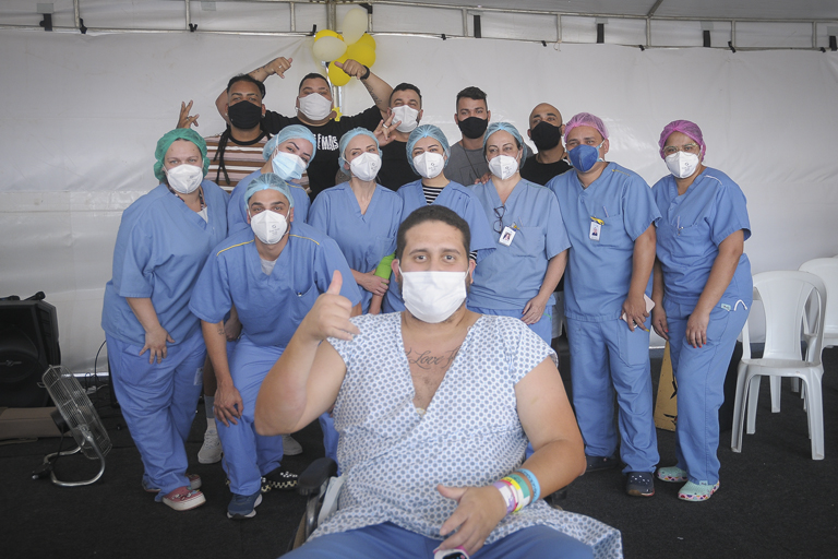 Pacientes recebem enxoval sujo no Hospital Universitário de Cascavel